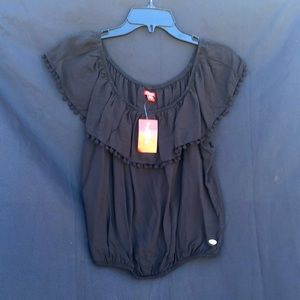 Guess Off Shoulder Crop NWT